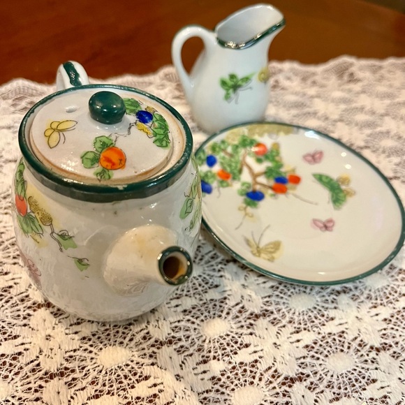 Antique Nippon Pottery Miniature Set - Picture 6 of 10